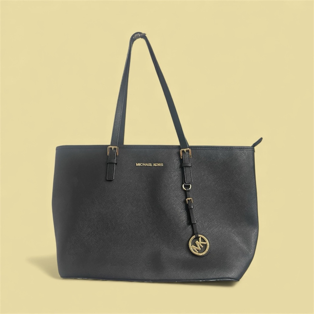 Michael Kors Elegant Black Tote